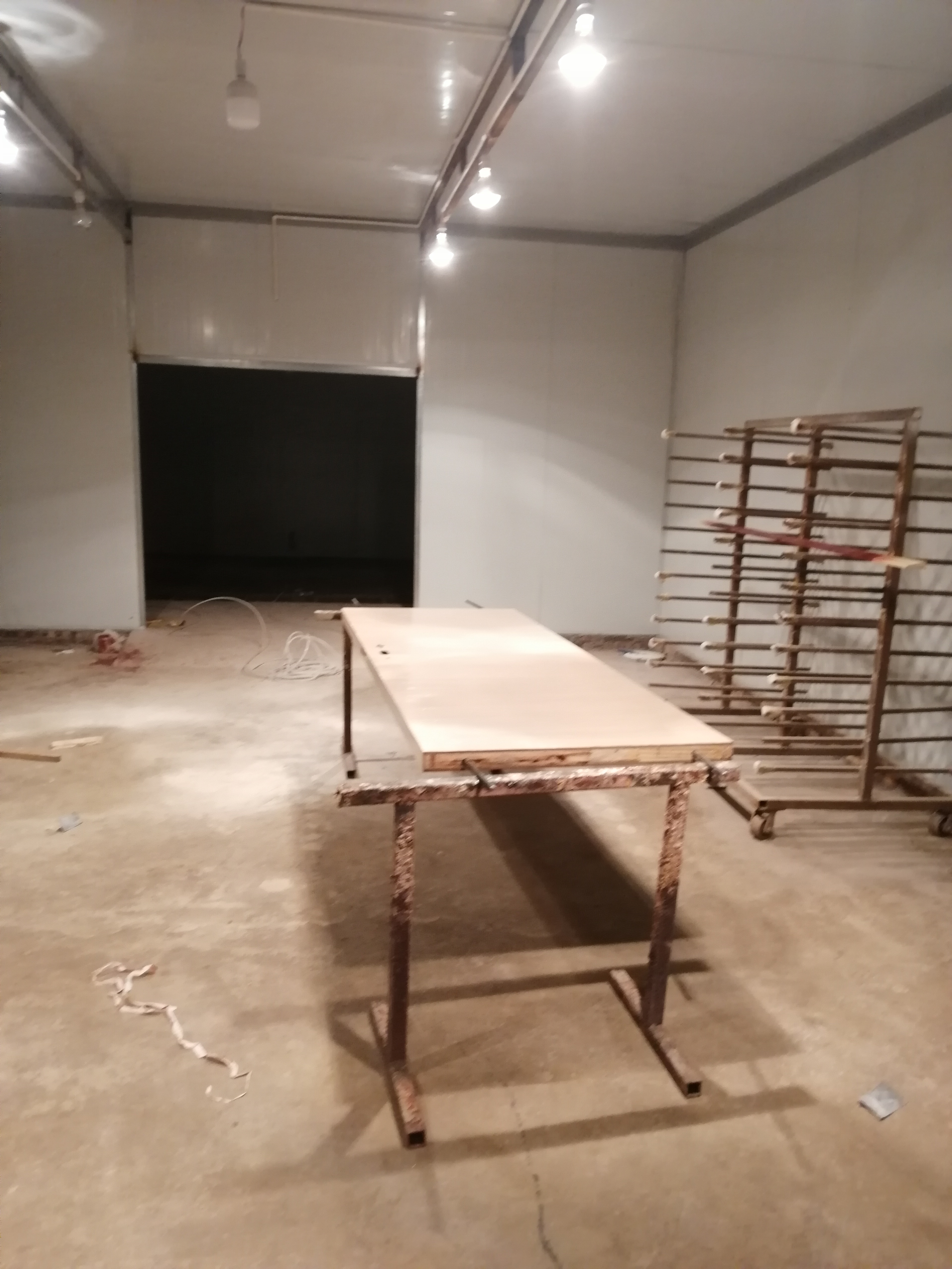 家具廠(chǎng)升溫除濕機